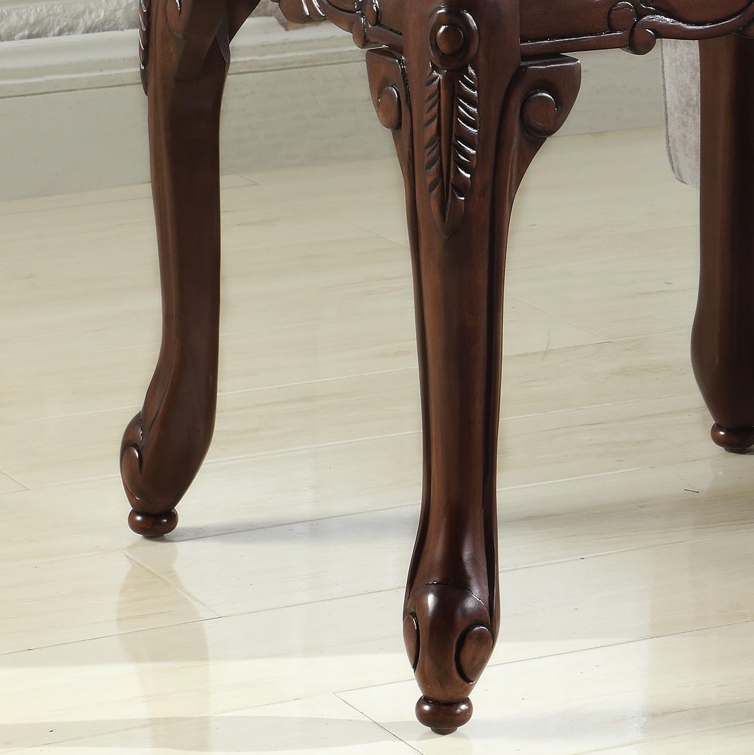 Roundhill Furniture Traditional Ornate Detailing Wood End Table, Dark Cherry